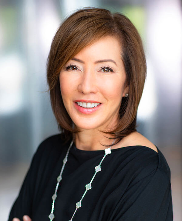 Tracy McGregor headshot